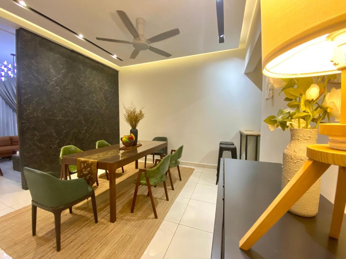 Luxury 2-Storey Terrace House Near Ioi City Mall Putrajaya Dış mekan fotoğraf